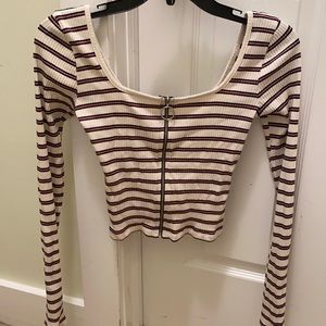 Tight Low Cut Long sleeve